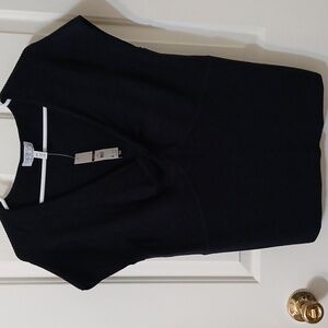 Sofia Vergara Black V-Neck Knit Top